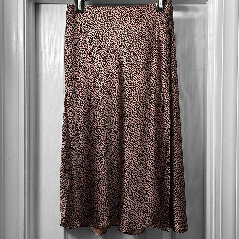 New! Victoria's Secret Leopard Side Slit Satin Skirt - Picture 2 of 10